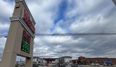 As Sheetz invades Wawa's home turf in the Philly area, lower gas prices could be opening salvo