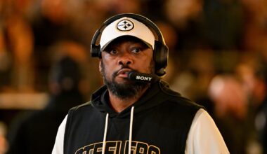Tomlin steps down as Steelers' coach after 19 seasons
