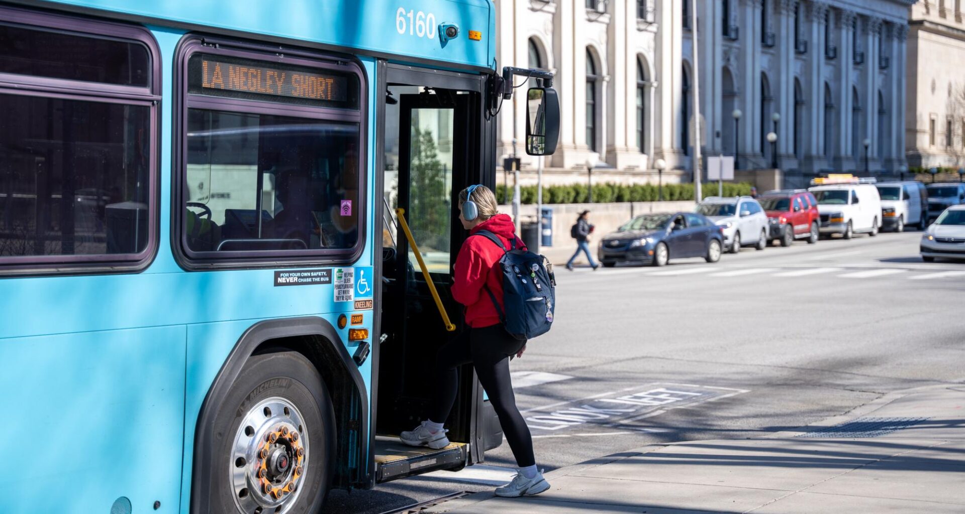 Fifth Avenue outbound bus routes move to Forbes Avenue
