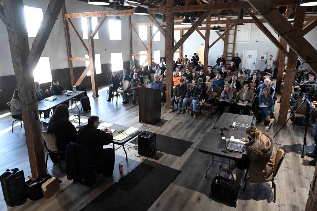 Exeter residents take stand against water rate hikes at hearing