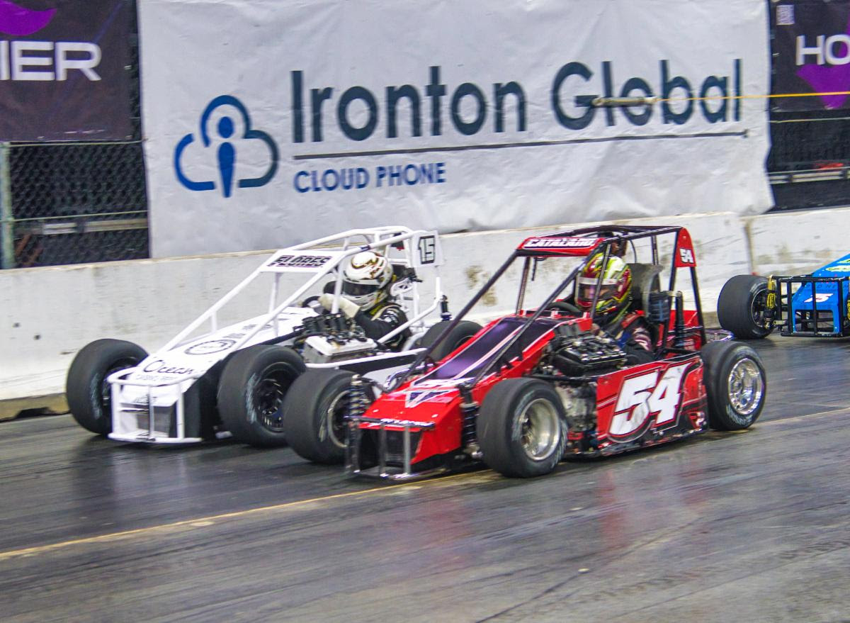 Credit: Indoor Auto Racing Photo