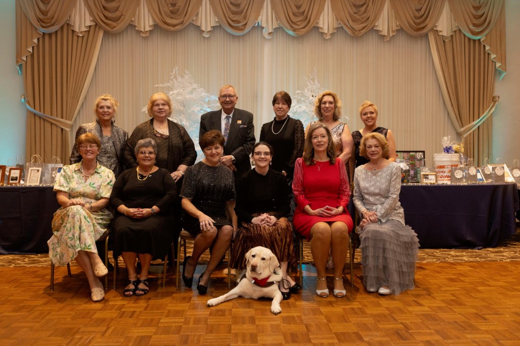 Eynon-Archbald Lions' Snowflake Gala benefits Leader Dogs for the Blind