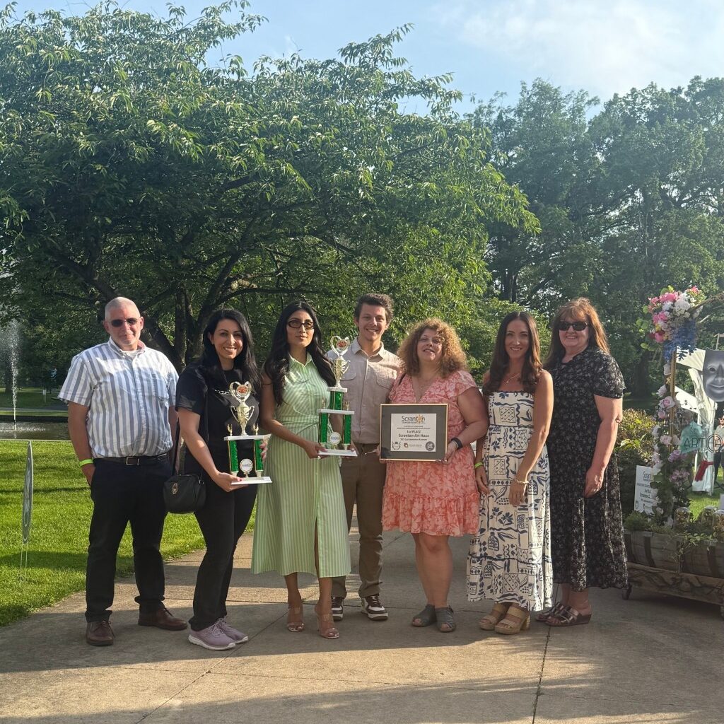 Downtown business owners earn honors in annual floral design competition – Scranton Times-Tribune