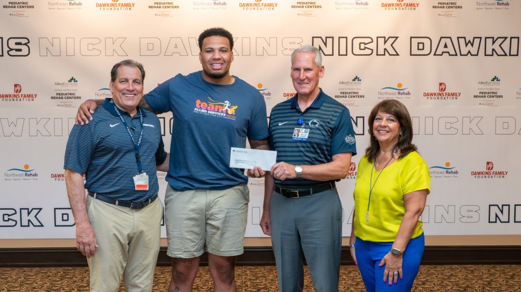 Penn State football’s Nick Dawkins visits pediatric rehab center – Scranton Times-Tribune
