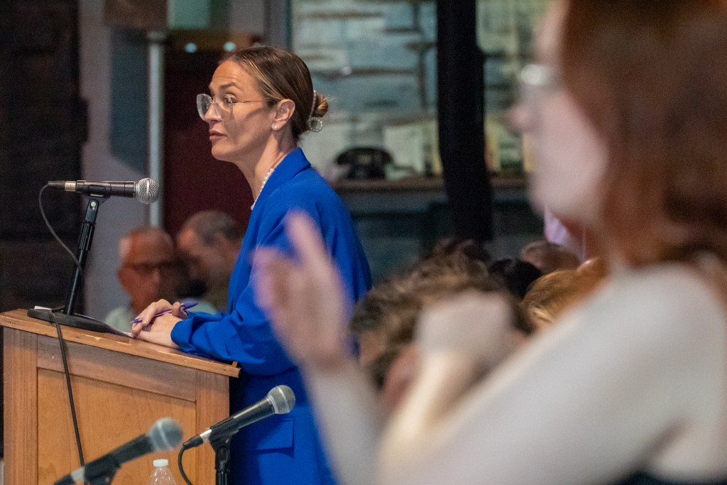 County economic development director taking job outside county government