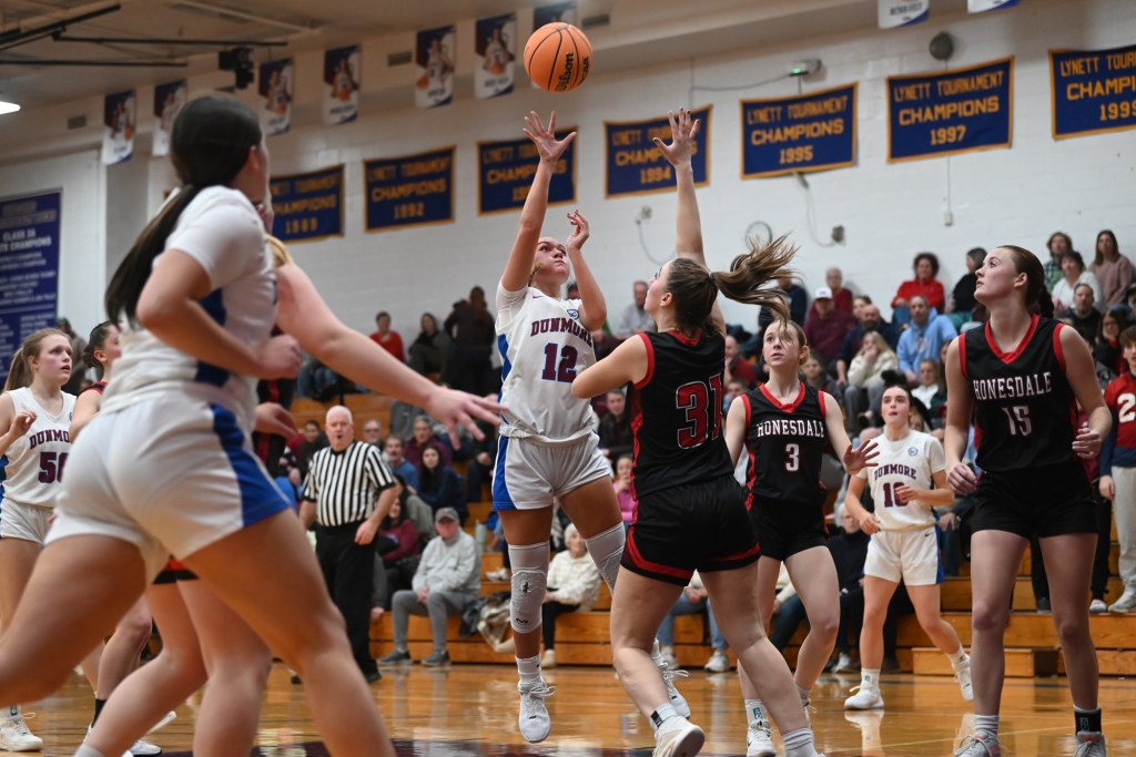 Dunmore tops Honesdale for 100th straight division win – Scranton Times-Tribune