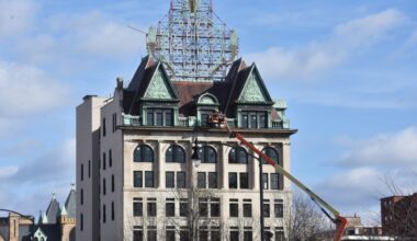 Work goes on at Electric City Building