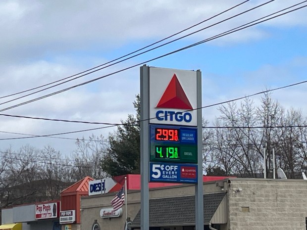 Regular unleaded gasoline was selling for $2.99 a gallon at Pop Pop's Mini Mart in the Peckville section of Blakely on Thursday, Jan. 15. (ROBERT TOMKAVAGE/STAFF PHOTO)