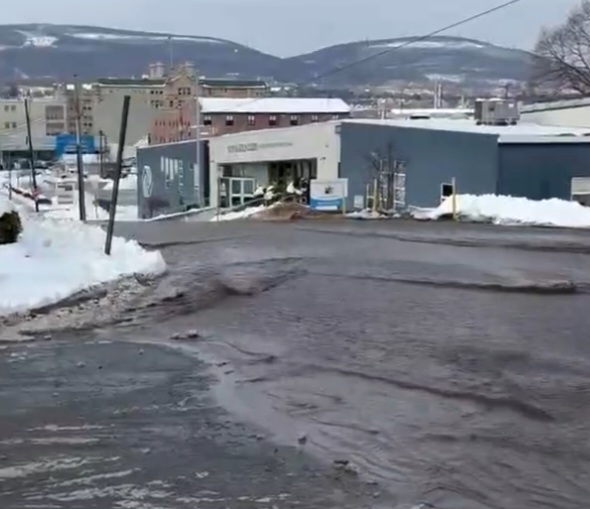 PA American Water responds to major water main break in Scranton