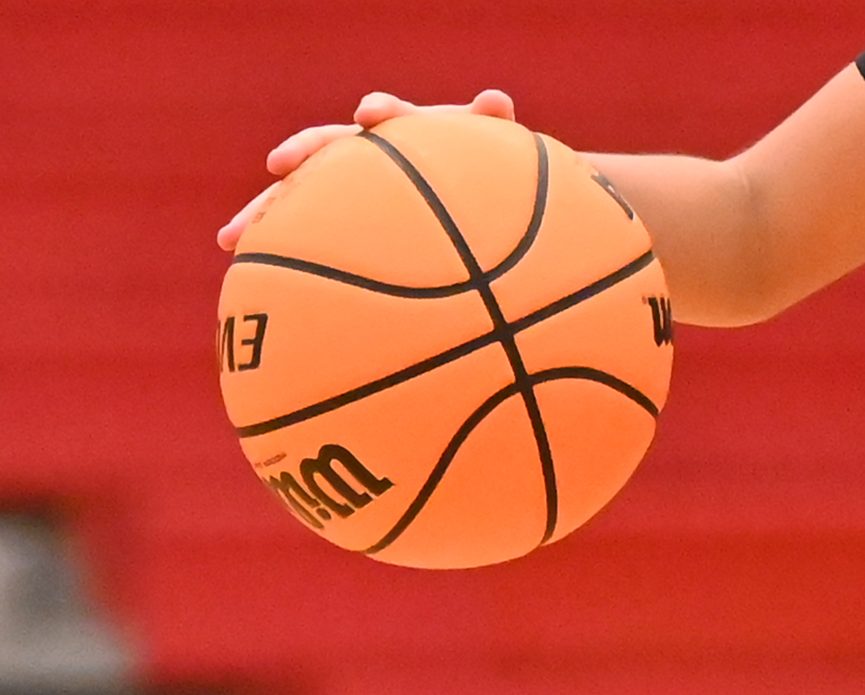 Nayara Ortega scores 16 points in Reading High's win