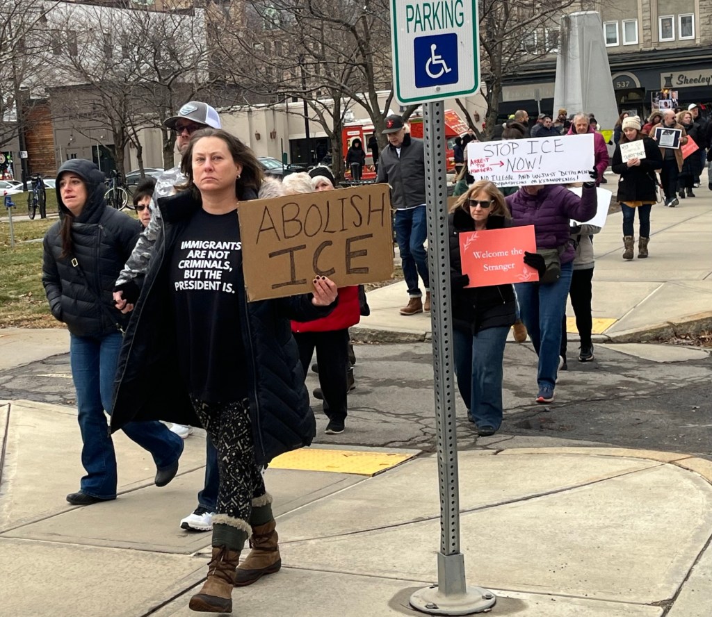 Group rallies in Scranton against ICE raids, violence