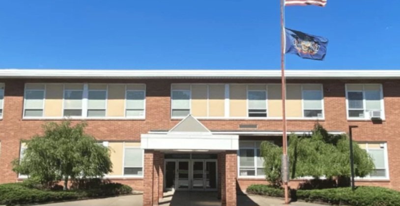 PSP investigating suspicious man at bus stop at Lackawanna Trail bus stop