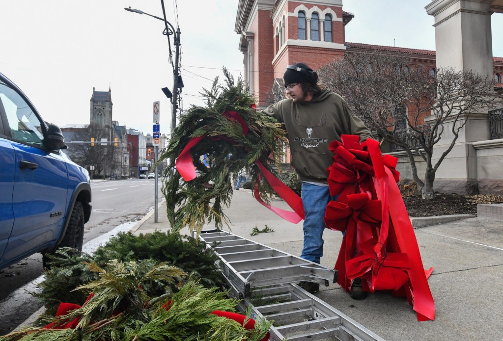 It's a wrap on the Christmas season