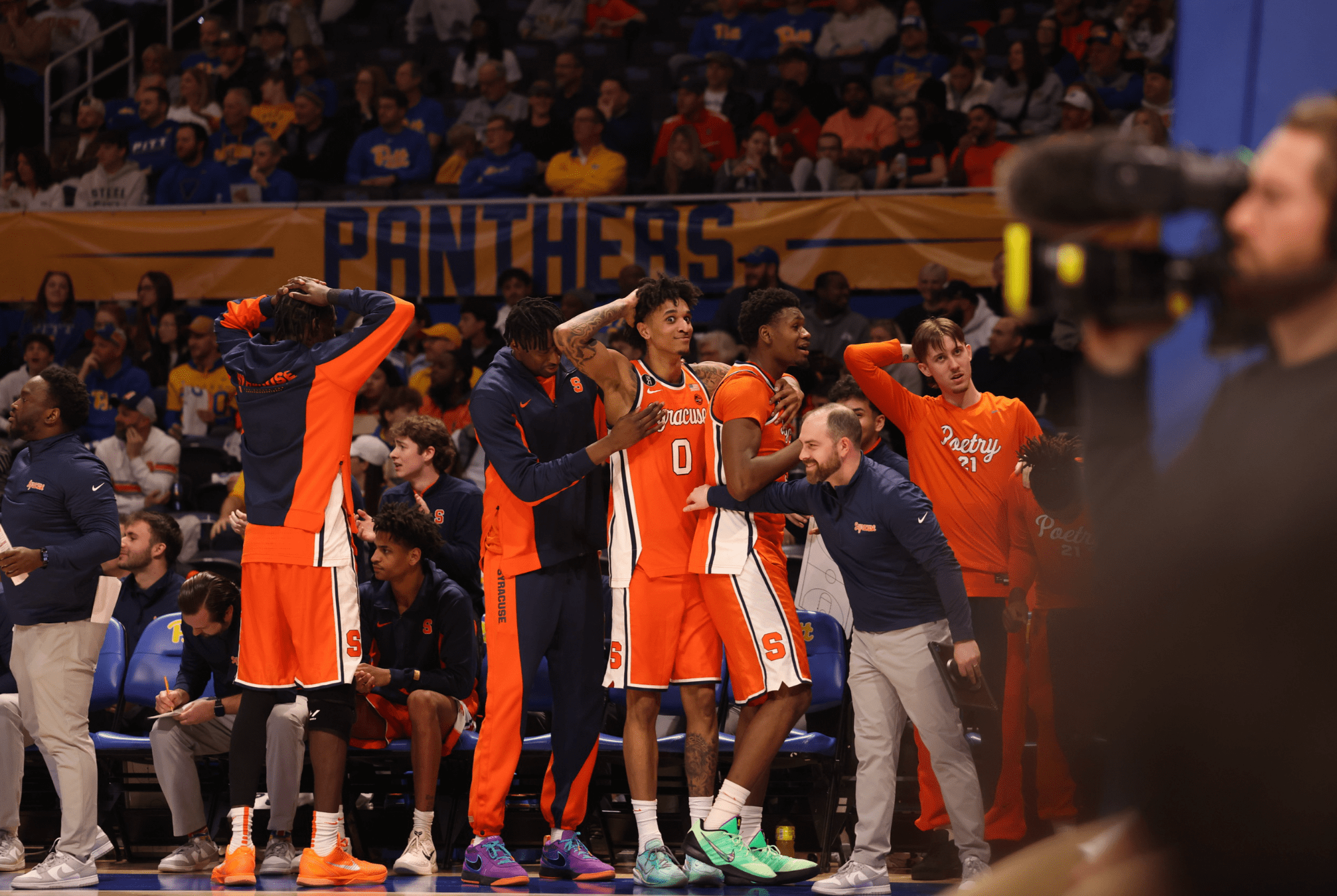 The Syracuse bench reacts to a William Kyle dunk in the second half at Pittsburgh | Tom Windhausen Photography