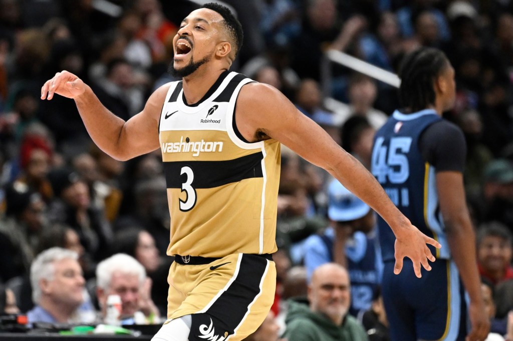 Lehigh grad CJ McCollum juggles many roles, but still produces NBA buckets at age 34