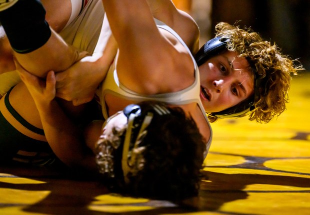 Emmaus' Jackson Max wrestles Parkland's Matt Velez in the 139-pound weight class Thursday, Jan. 22, 2026, at Emmaus High School. (April Gamiz/The Morning Call)