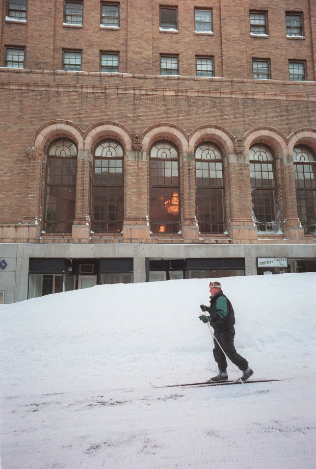 Steven Hambleton, who recently moved to Allentown from Lancaster, cross-country skis north on Sixth Street past the Americus Hotel on Jan. 8, 1996. (Dan DeLong/The Morning Call)