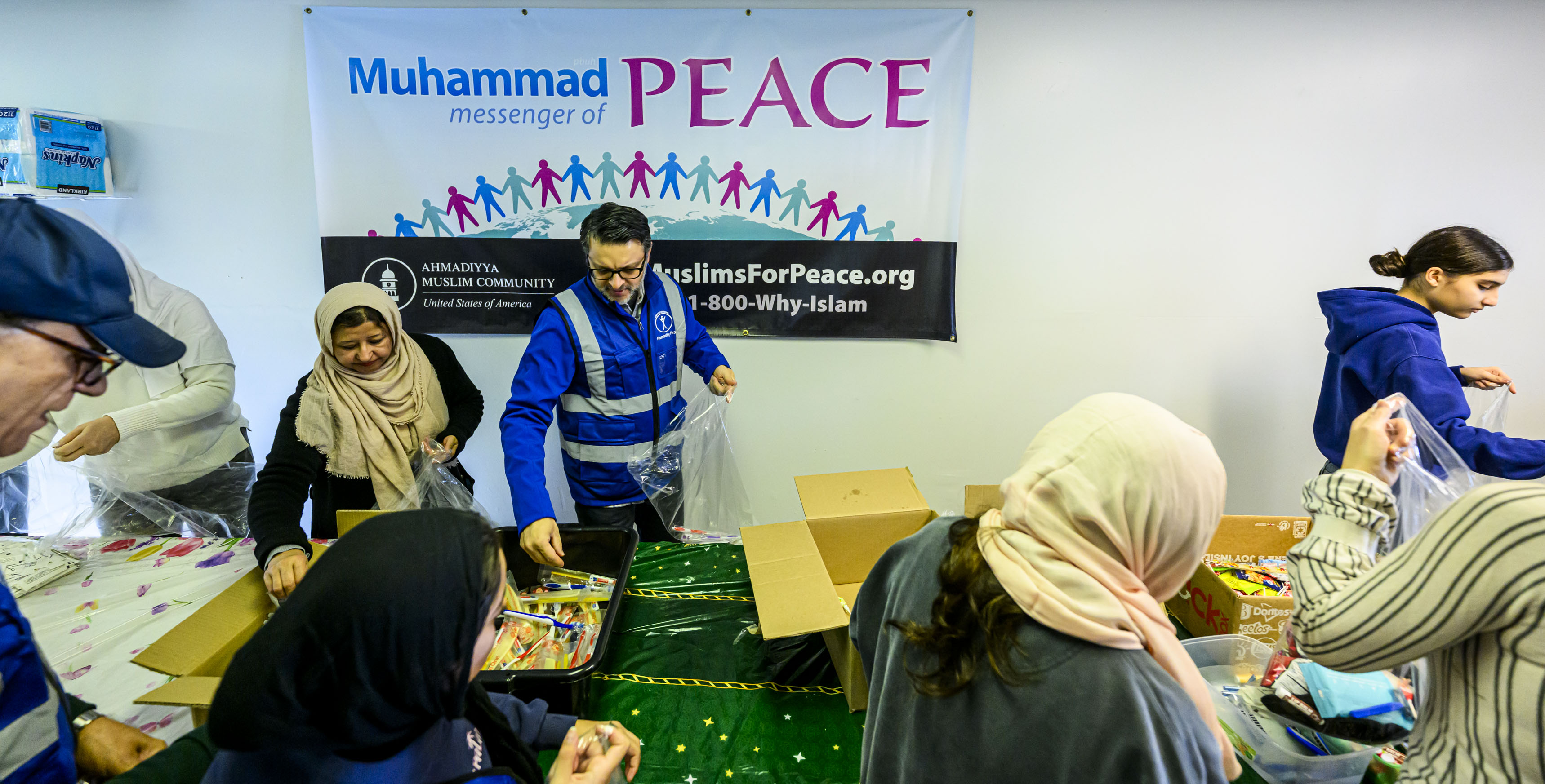 Members of the Ahmadiyya Muslim Communityâs Lehigh Valley chapter gather...