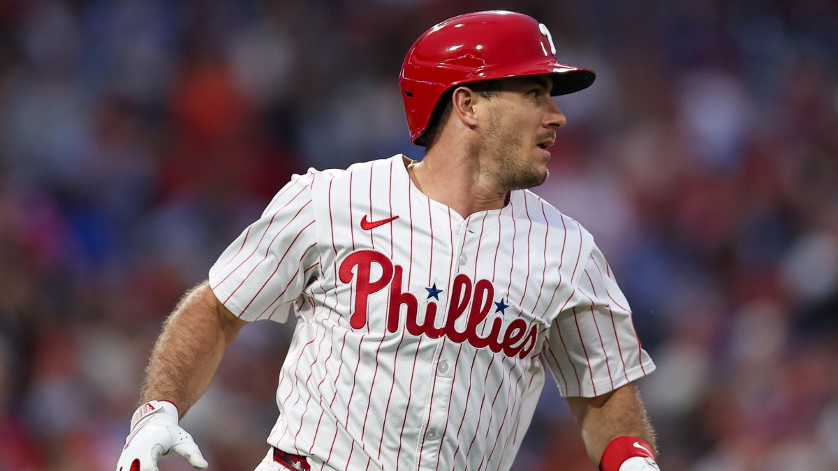 Phillies re-sign J.T. Realmuto to three-year deal – NBC10 Philadelphia