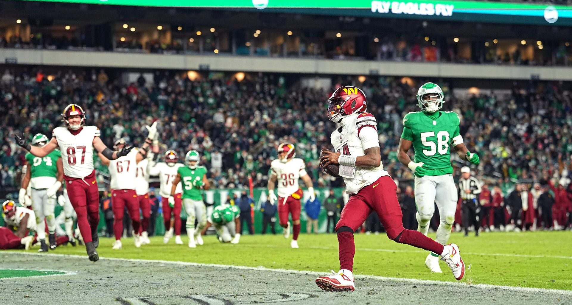 Eagles' backup plan backfires with 24-17 loss to Commanders that costs them shot at NFC's No. 2 seed