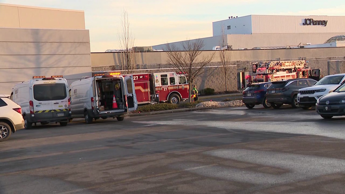 Gas leak prompts evacuation and closure at Viewmont Mall