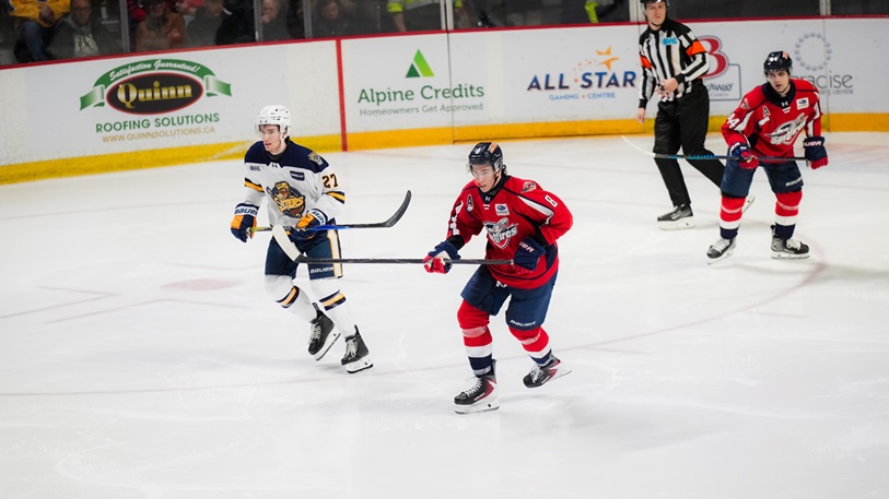 Spits battle the Otters in Erie