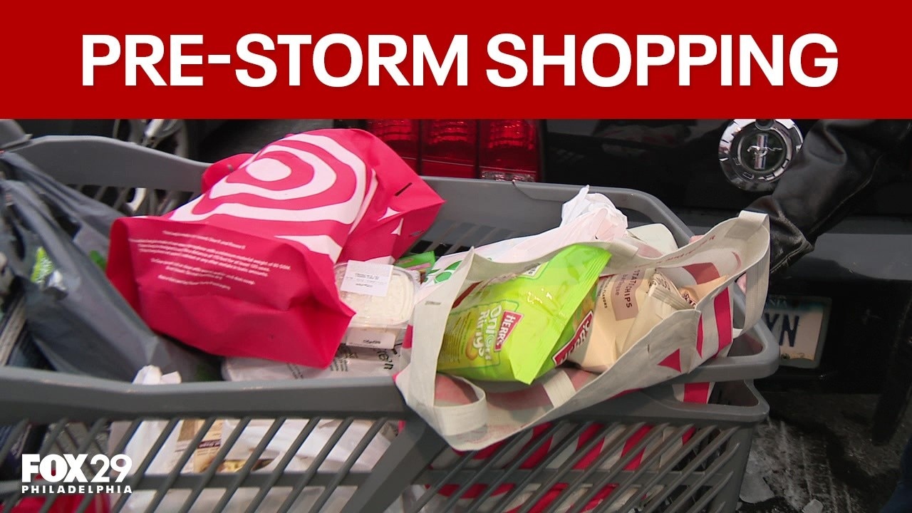 Shoppers pack South Philly grocery stores for necessities before snowstorm