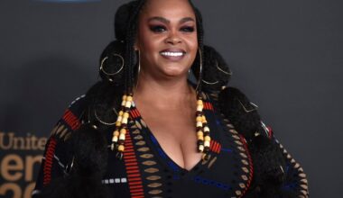 Philadelphia native Jill Scott announces sixth studio album, her first in more than a decade