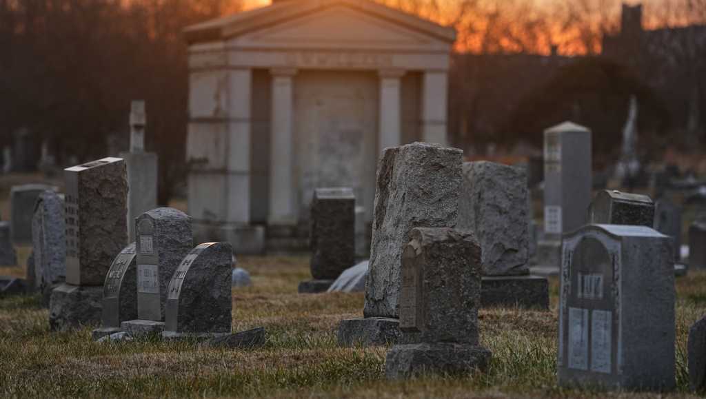 100 skulls and bones found in Pennsylvania man's basement