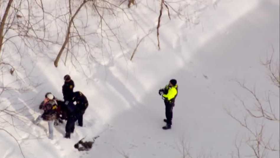 Man taken into custody after running on Allegheny River to flee from police