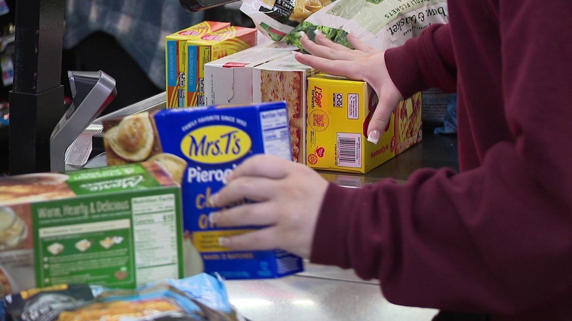 Shoppers stock up on essentials ahead of snowstorm