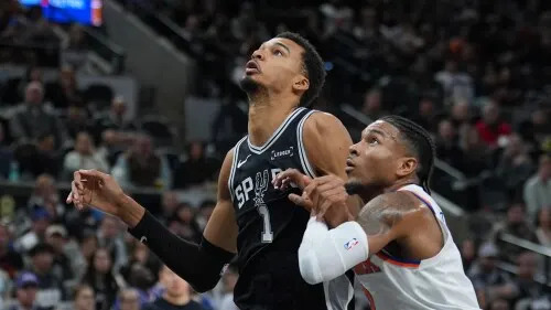 NBA: New York Knicks at San Antonio Spurs