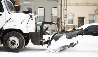 Center City roads close for snow removal around City Hall: What we know