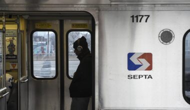 Woman in custody after allegedly stabbing 2 people at West Philadelphia SEPTA station, officials say