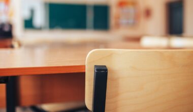 Local school district taking ‘disciplinary action’ after elementary student found with knife – WPXI