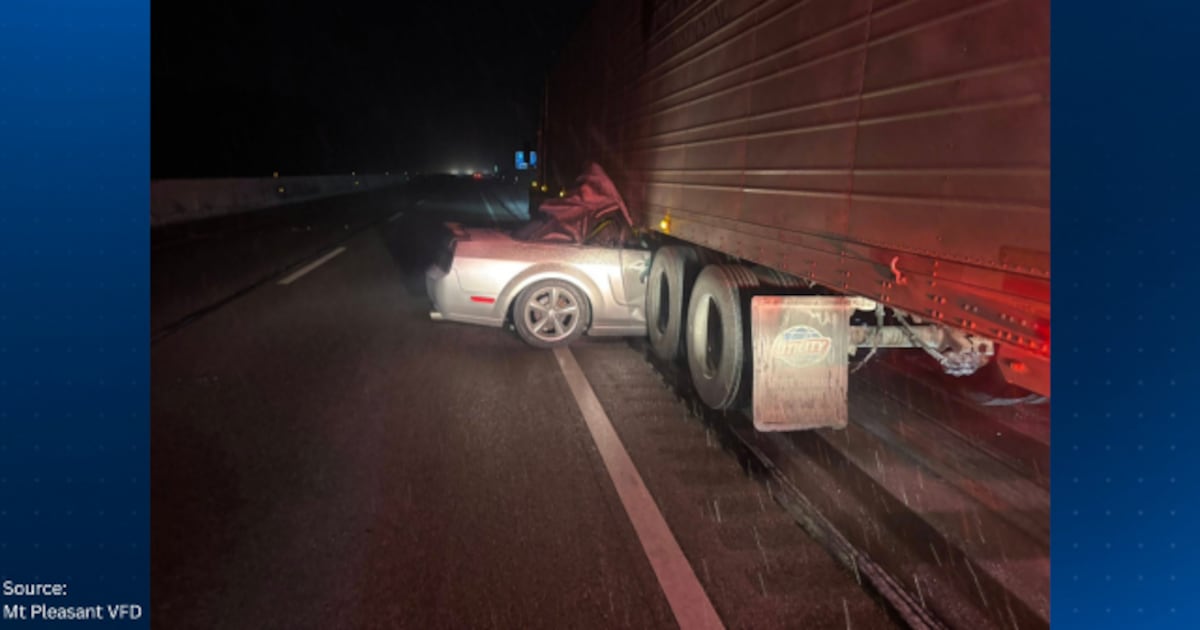 Car becomes pinned under tractor-trailer after crash on Pennsylvania Turnpike – WPXI