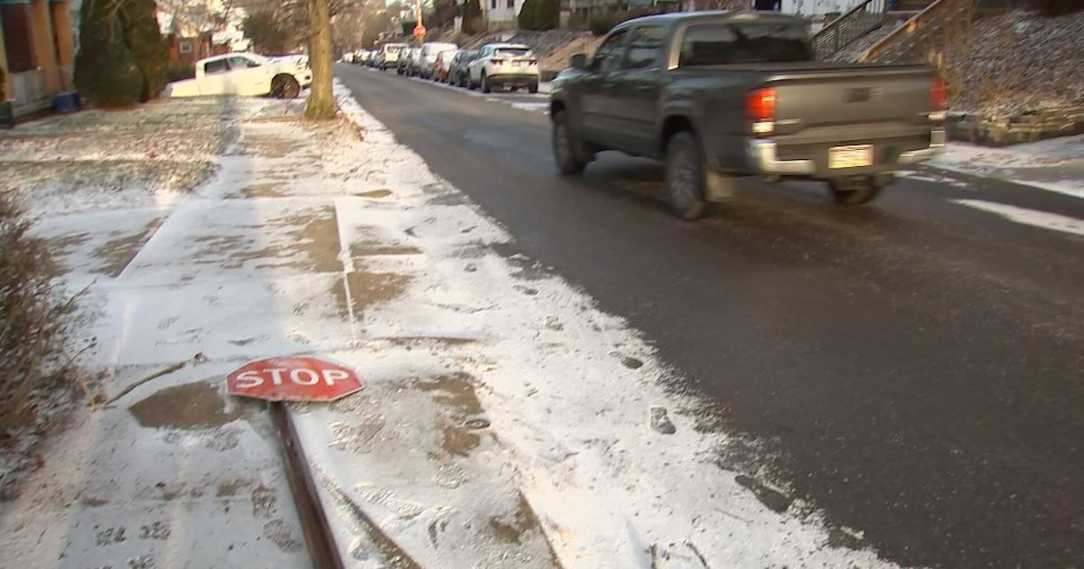 Pittsburgh woman accused of DUI, crashing while 4 children were inside car – WPXI