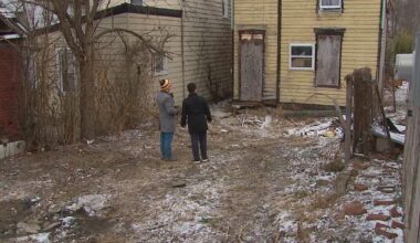 Pittsburgh Public Works crews carry out ‘clean and lien’ work on blighted properties with new mayor