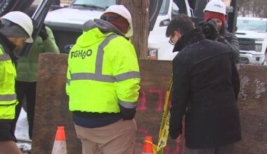 Pittsburgh Water gives new mayor tour of work site as lead replacement project continues