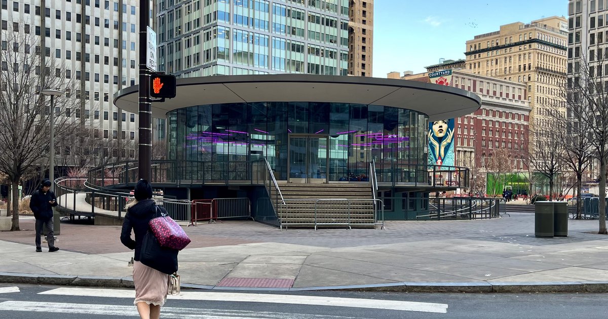 LOVE Park's vacant 'flying saucer' landmark seeks tenant for 2026