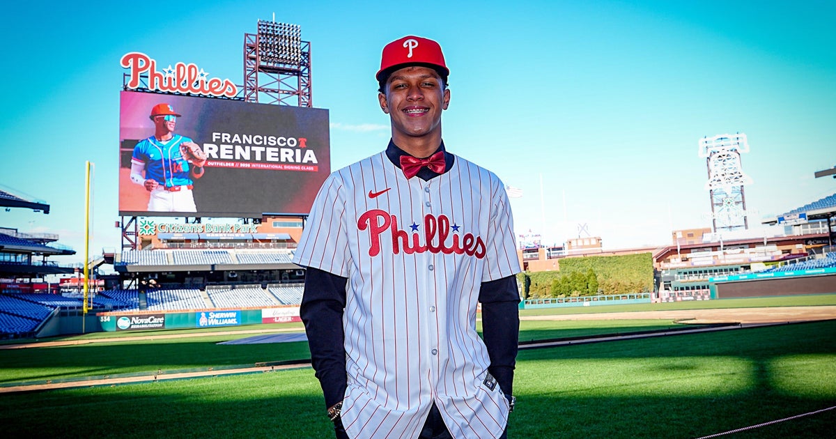 Francisco Renteria, No. 3 ranked international prospect, signs with Philadelphia Phillies