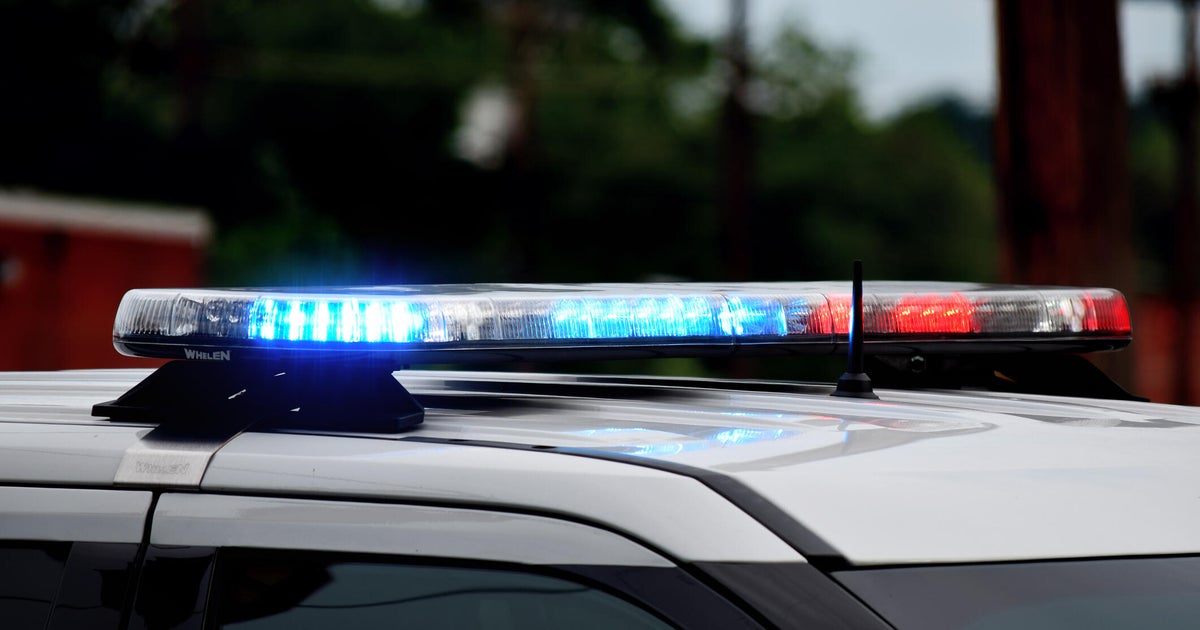 Men shot in Edgewood flee, crash vehicle in Pittsburgh, police say