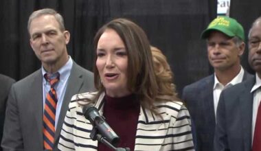 U.S. Secretary of Agriculture visits Pennsylvania Farm Show