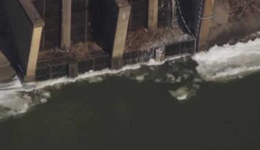 Ice blocks Allegheny River intake affecting Pittsburgh Water