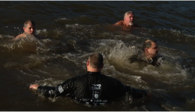 Polar plunge marks New Year tradition in Pittsburgh