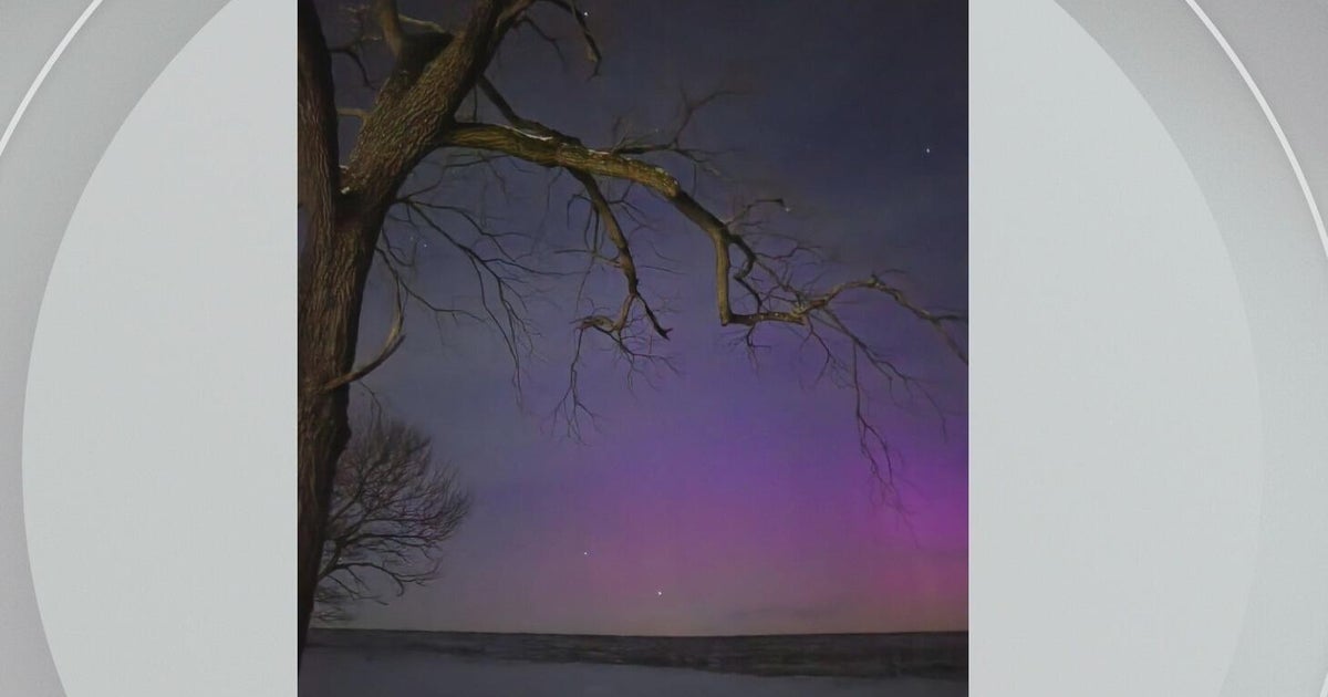 The northern lights were visible in the Pittsburgh area tonight. Here's a look at the spectacular photos.