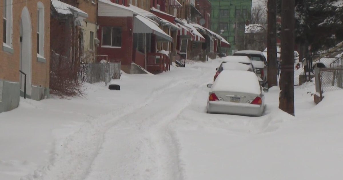Pittsburgh brings in contractors as some side street residents say they're stuck