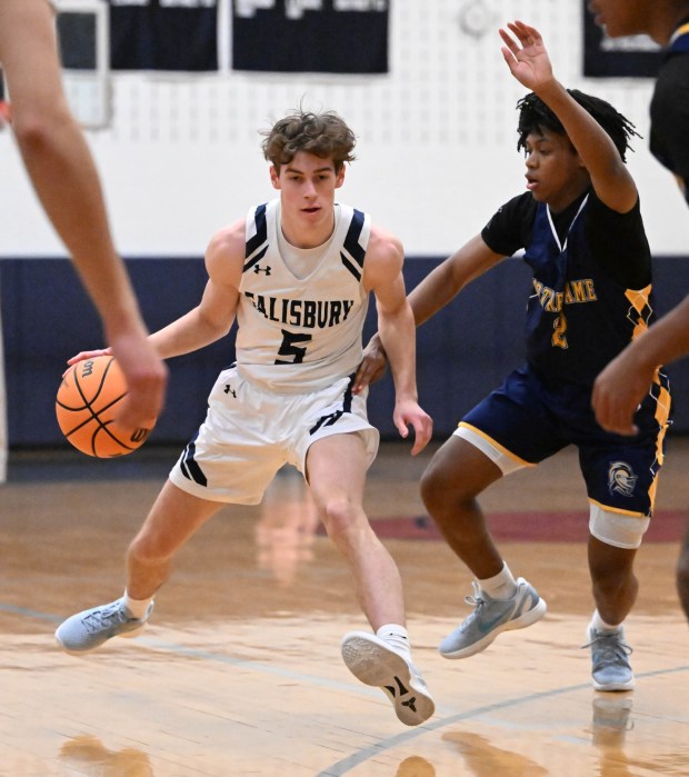 Salisbury's Drew Petrie drives down the court Tuesday, Jan. 13, 2026, during a game against Notre-Dame Green Pond at Salisbury High School. (Amy Shortell/The Morning Call)