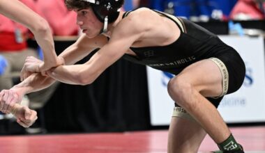 Bethlehem Catholic wrestling wins fifth consecutive Holy War
