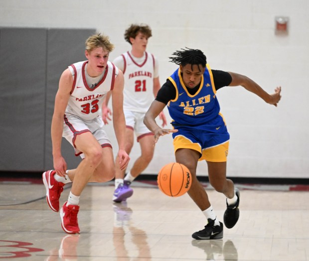 Allen's Nazir Chapman drives down the court  Tuesday, Jan. 20, 2026, during a game against Allen High School at Parkland High School. (Amy Shortell/The Morning Call)